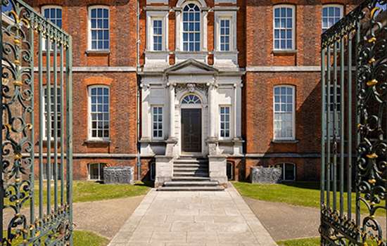Grand Georgian red brick frontage of a large house (Ranger's House)
